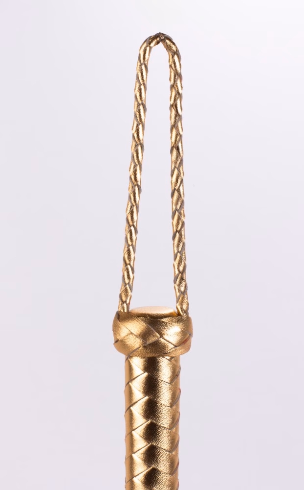 Flogger with Metallic Leather Handle and Suede Leather Tails Red 18" korbács - Image 2