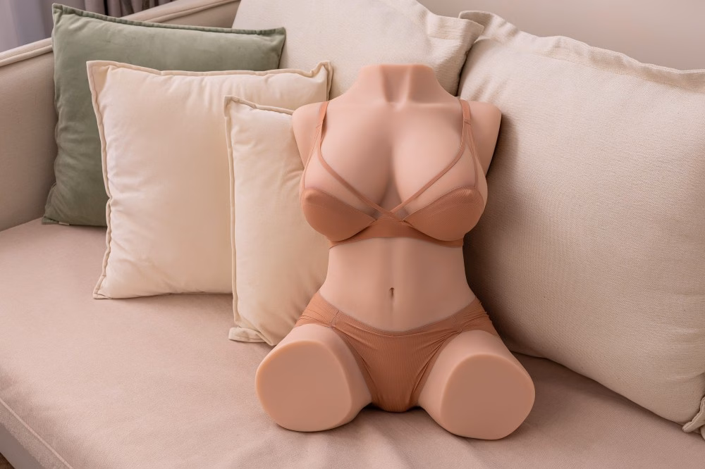 Dania Masturbator - Image 6