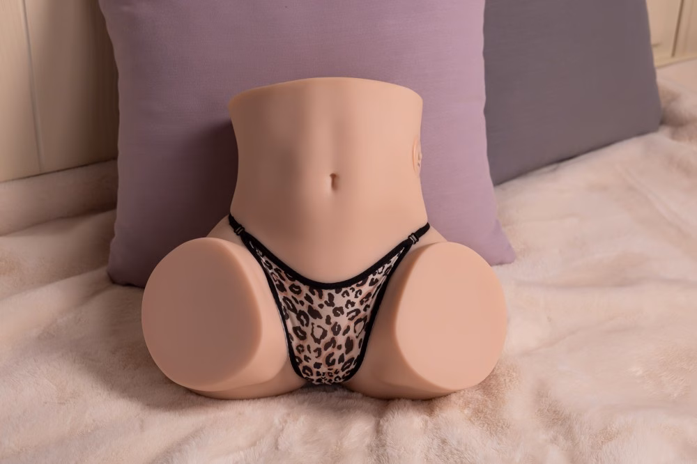 Sydni Masturbator - Image 7