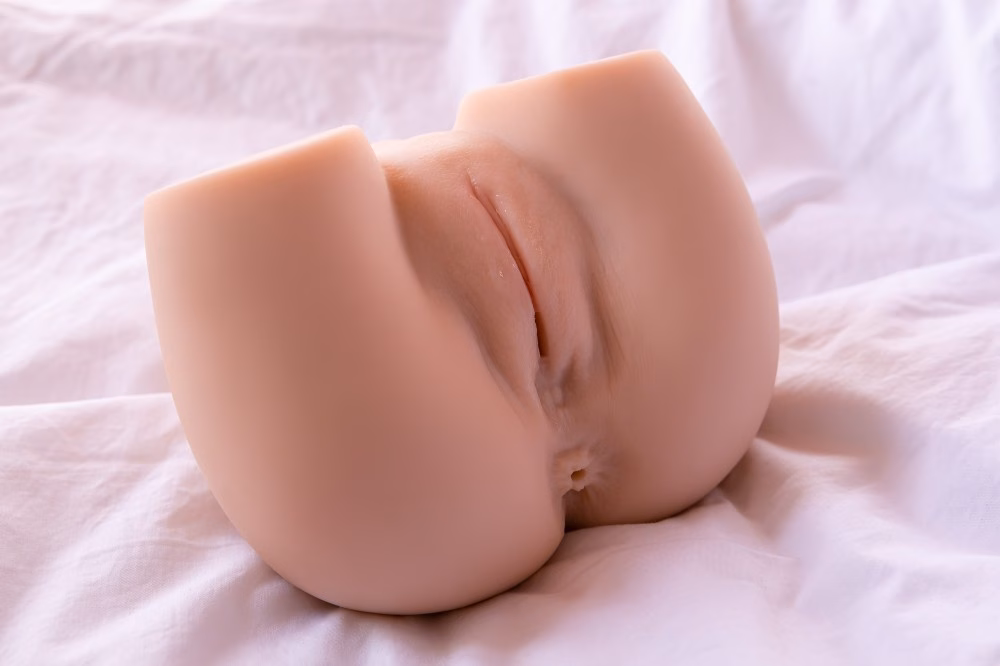 Connie Masturbator - Image 9