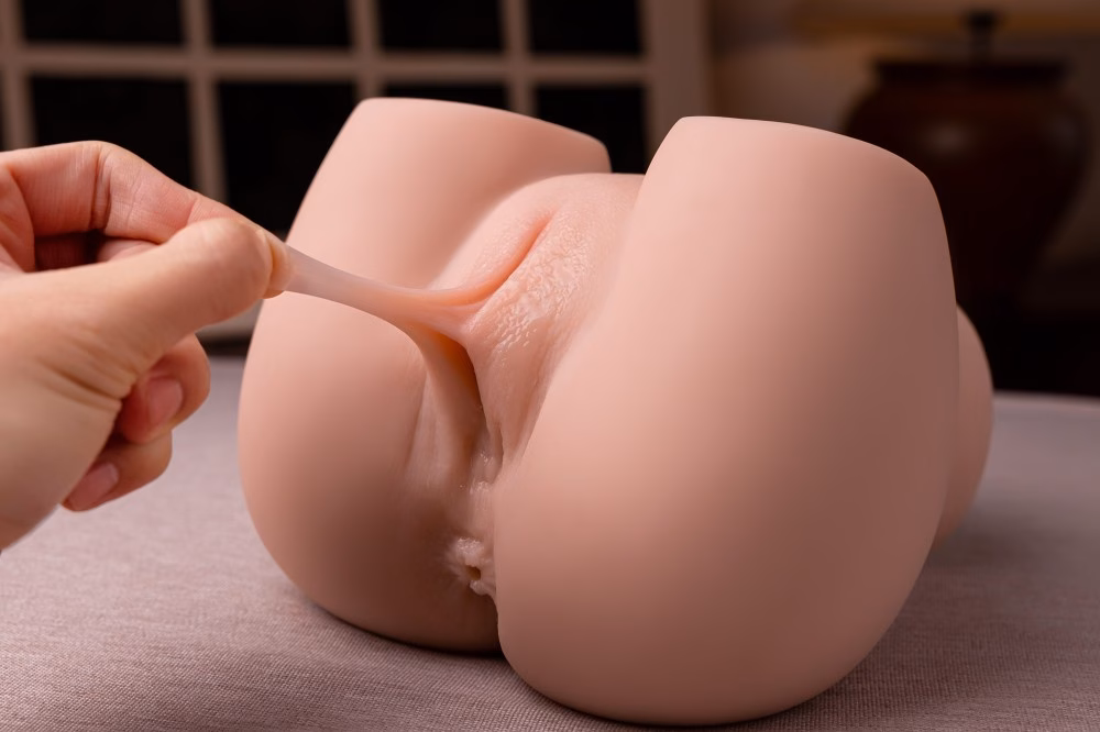 Connie Masturbator - Image 11