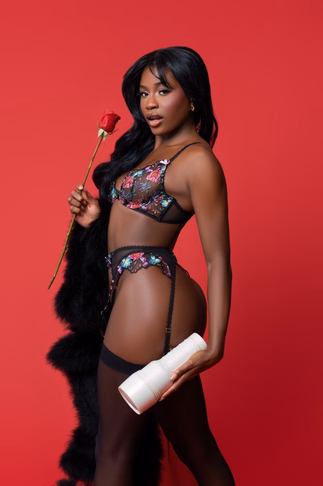 Fleshlight Girls Nicole Kitt Purrrrrfection - 8. kép